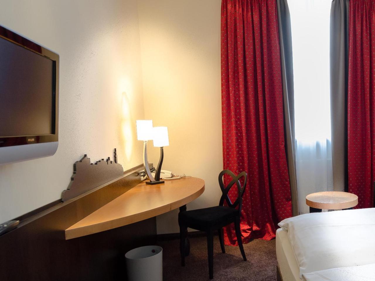 Hotel Post 부르크하우젠 외부 사진